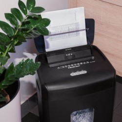 Niszczarka AFIADO z automatycznym podajnikiem papieru | Micro cut | 23L Niszczarka AFIADO z automatycznym podajnikiem papieru | Micro cut | 23L
