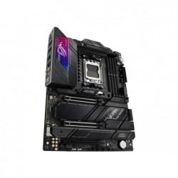 Płyta główna ROG STRIX X670E-E GAMING WIFI AM5 4DDR5 ATX Płyta główna ROG STRIX X670E-E GAMING WIFI AM5 4DDR5 ATX