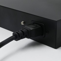 Przełącznik sieciowy SWITCH FAST Ethernet PoE | 4x RJ45 |  2x    RJ45 Uplink | 65W | 10/100Mb/s 