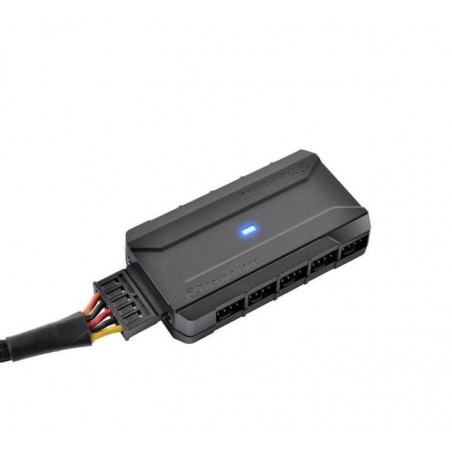 Commander FP - 10 Port Hub for PWM Fans Commander FP - 10 Port Hub for PWM Fans