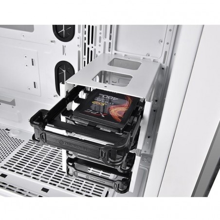 Obudowa View 71 Riing Tempered Glass E-ATX Full Tower - edycja Snow Obudowa View 71 Riing Tempered Glass E-ATX Full Tower - edycja Snow