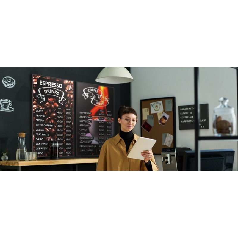 Monitor informacyjny DS 43'- 18/7 2x10W Android 11.0