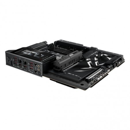 Płyta główna ROG CROSSHAIR X870E EXTREME Płyta główna ROG CROSSHAIR X870E EXTREME